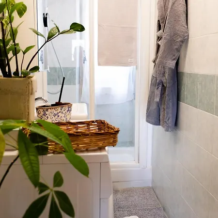 فندق مبيت وإفطار Ab Ovo كالياري