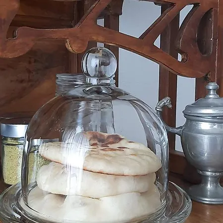 فندق مبيت وإفطار Ab Ovo كالياري